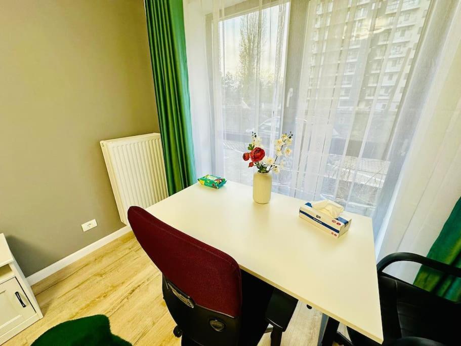 Zen Central Studio Bukarest Eksteriør billede